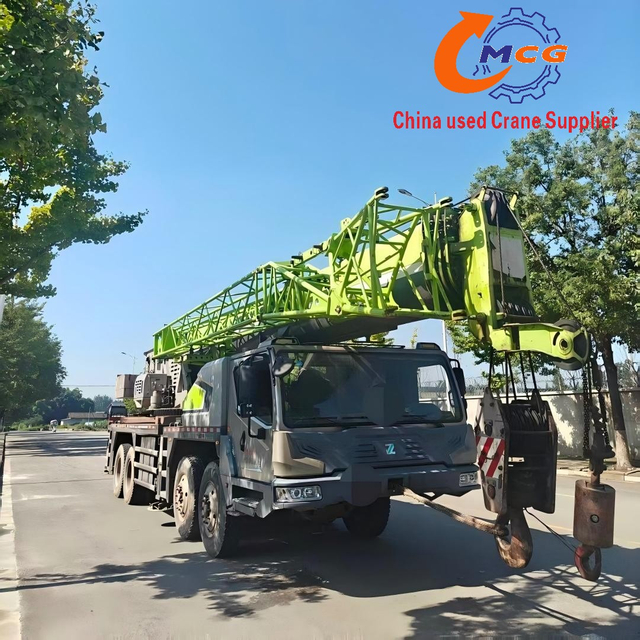 Camion-grue Zoomlion 700V5 de 70 tonnes 2019