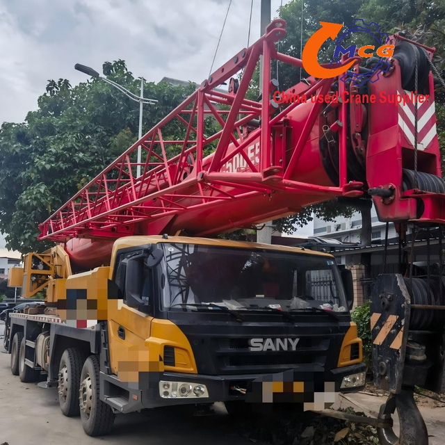Une flèche à 5 tonnes de 50 tonnes de 50 tonnes rentable 2021 a utilisé une grue de camion raisonnable à un prix raisonnable.