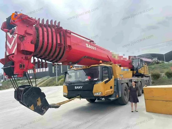 Grane utilisé à haute performance Sany SAC300C8-8 CRANE ALL-ROAD avec moteurs jumeaux