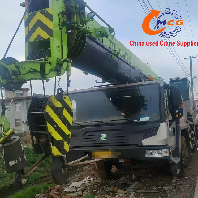 Camion-grue Zoomlion 50 tonnes ZTC500H5-2 2023 d'occasion