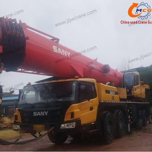 À vendre : Camion-grue Sany 90 tonnes à flèche à 6 sections STC900T6 2021 d'occasion, prix raisonnable.