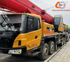 Une grue de camion de 50 tonnes Sany usagée fabriquée en 2023 en excellent état.
