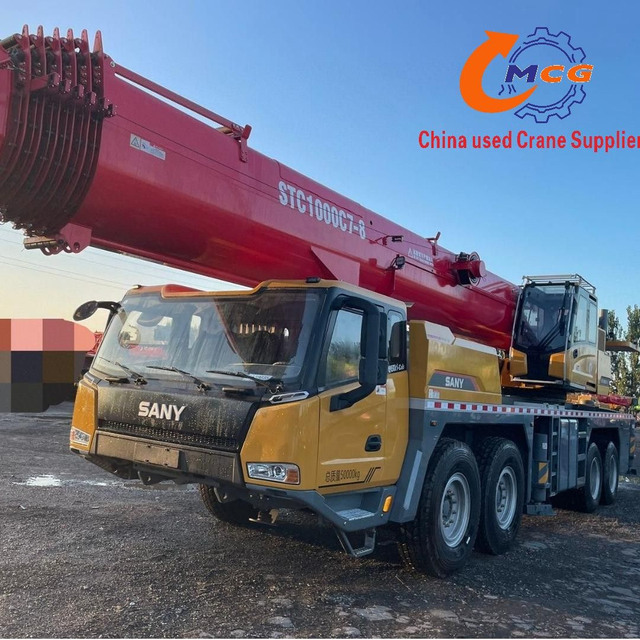 Nous vendons une grue de camion de boom de 100 sections de 100 tonnes de 100 tonnes d'occasion 2025 dans un état neuf. Les demandes sont les bienvenues.