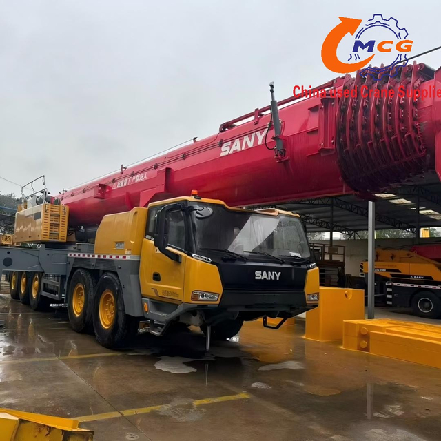 Tout nouveau camion-grue d'occasion Sany 2025 de 200 tonnes STC2000C8-8